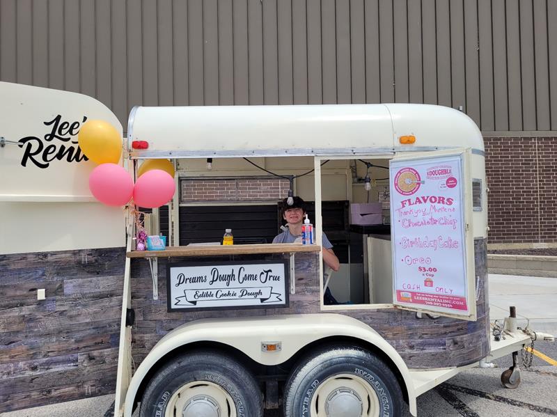 Lee's Rental, Inc. Manteno, IL